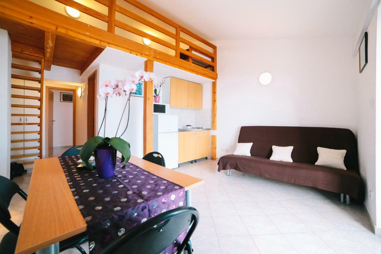 Villa Brigita Omiš Esterno foto